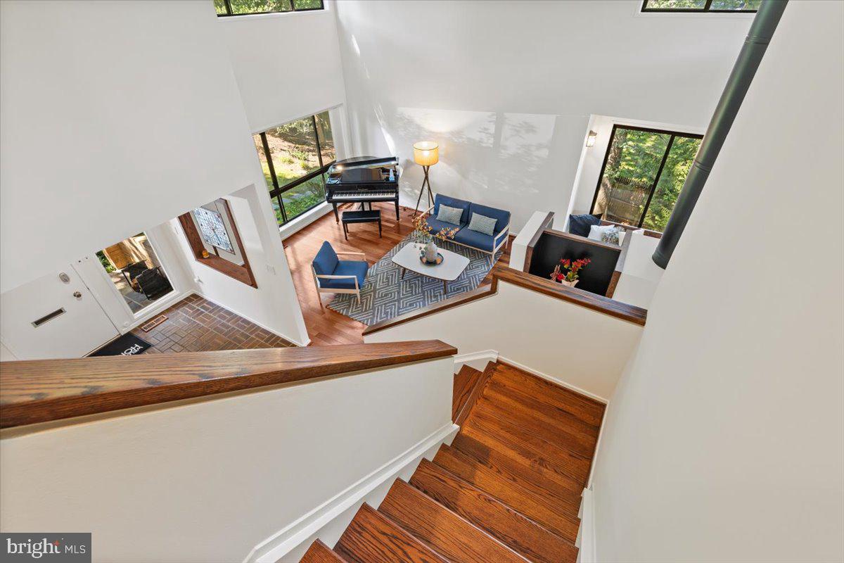 9411 Fernwood Road Bethesda, MD 20817 - Photo 30 of 101