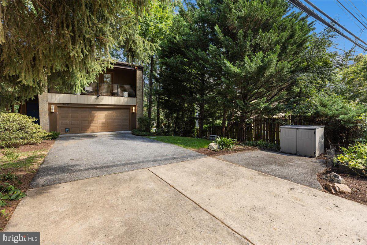 9411 Fernwood Road Bethesda, MD 20817 - Photo 85 of 101