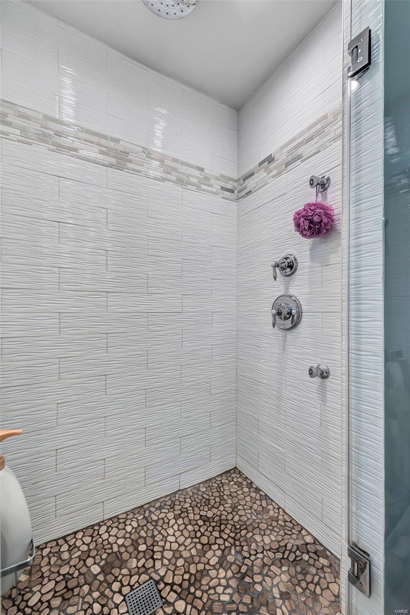 3452 Baumgartner Road St. Louis, MO 63129 - Photo 19 of 26 Gallery Image 19
