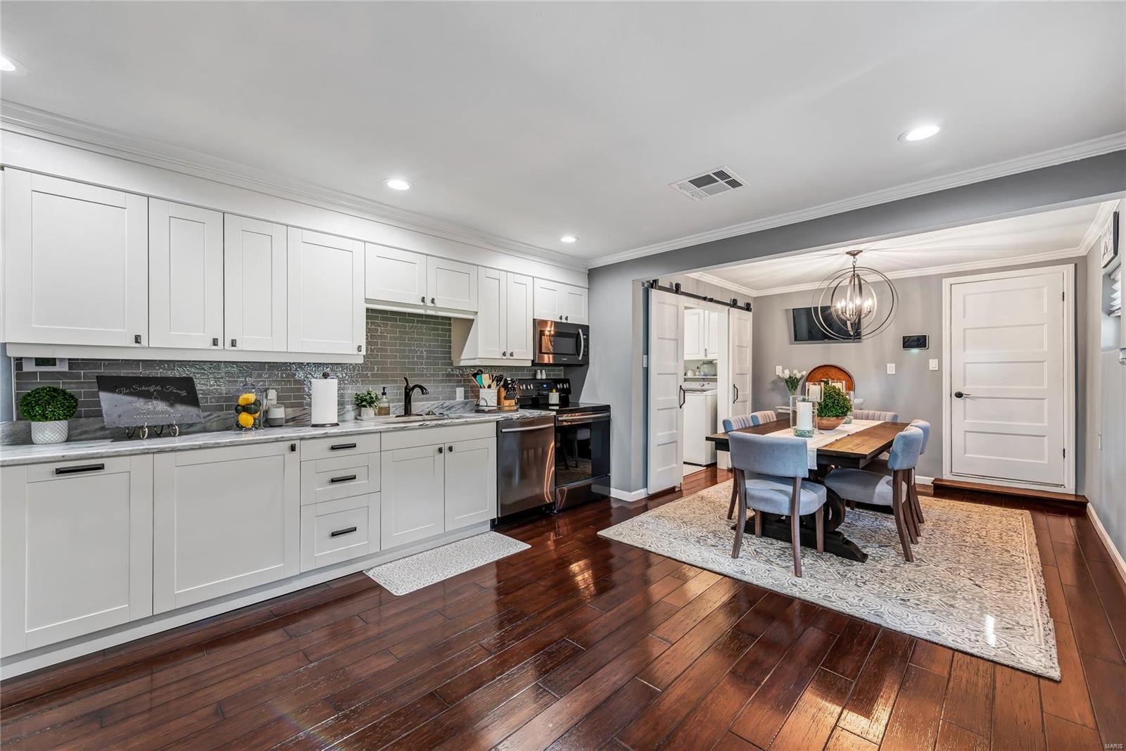 3452 Baumgartner Road St. Louis, MO 63129 - Photo 10 of 26 Gallery Image 10