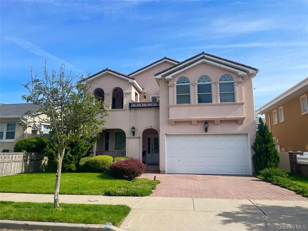 $7,500 | 15 West Penn Street, Long Beach, NY 11561
