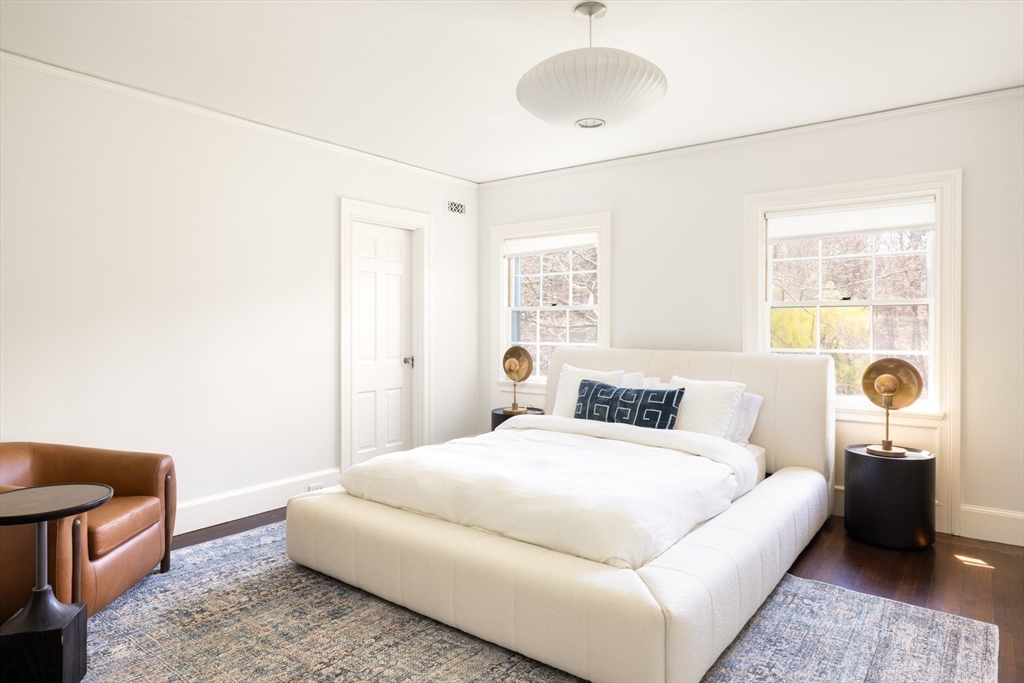 280 Warren Street Brookline, MA 02445 - Photo 23 of 39
