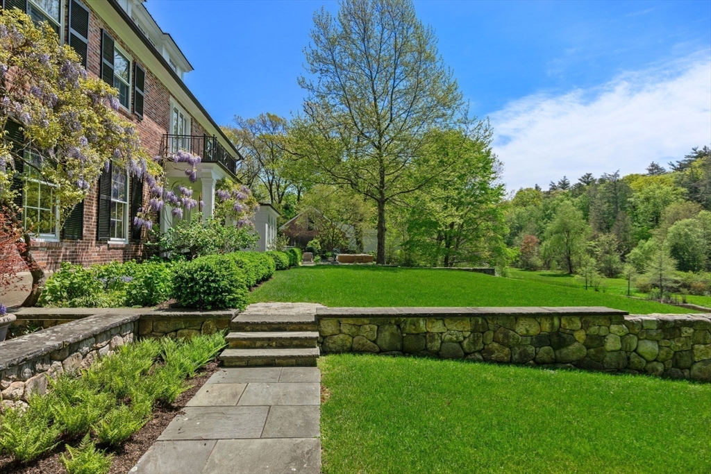 280 Warren Street Brookline, MA 02445 - Photo 30 of 39