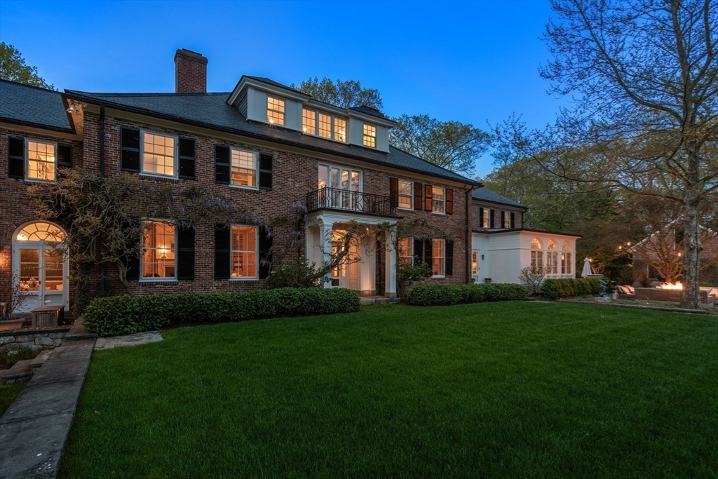 280 Warren Street Brookline, MA 02445 - Photo 37 of 39