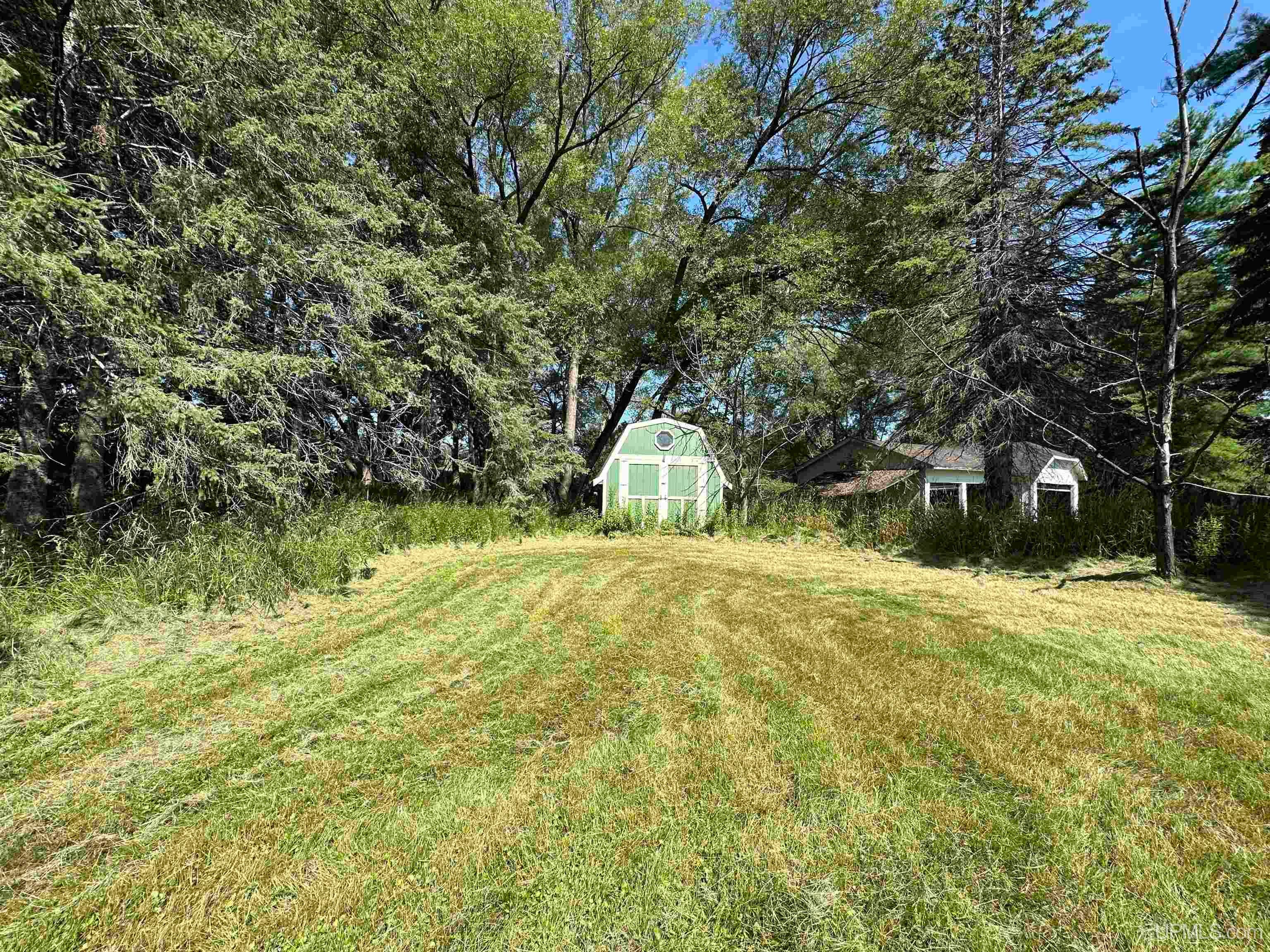 1114 Willow Road Gladstone, MI 49837 - Photo 19 of 21 Gallery Image 19