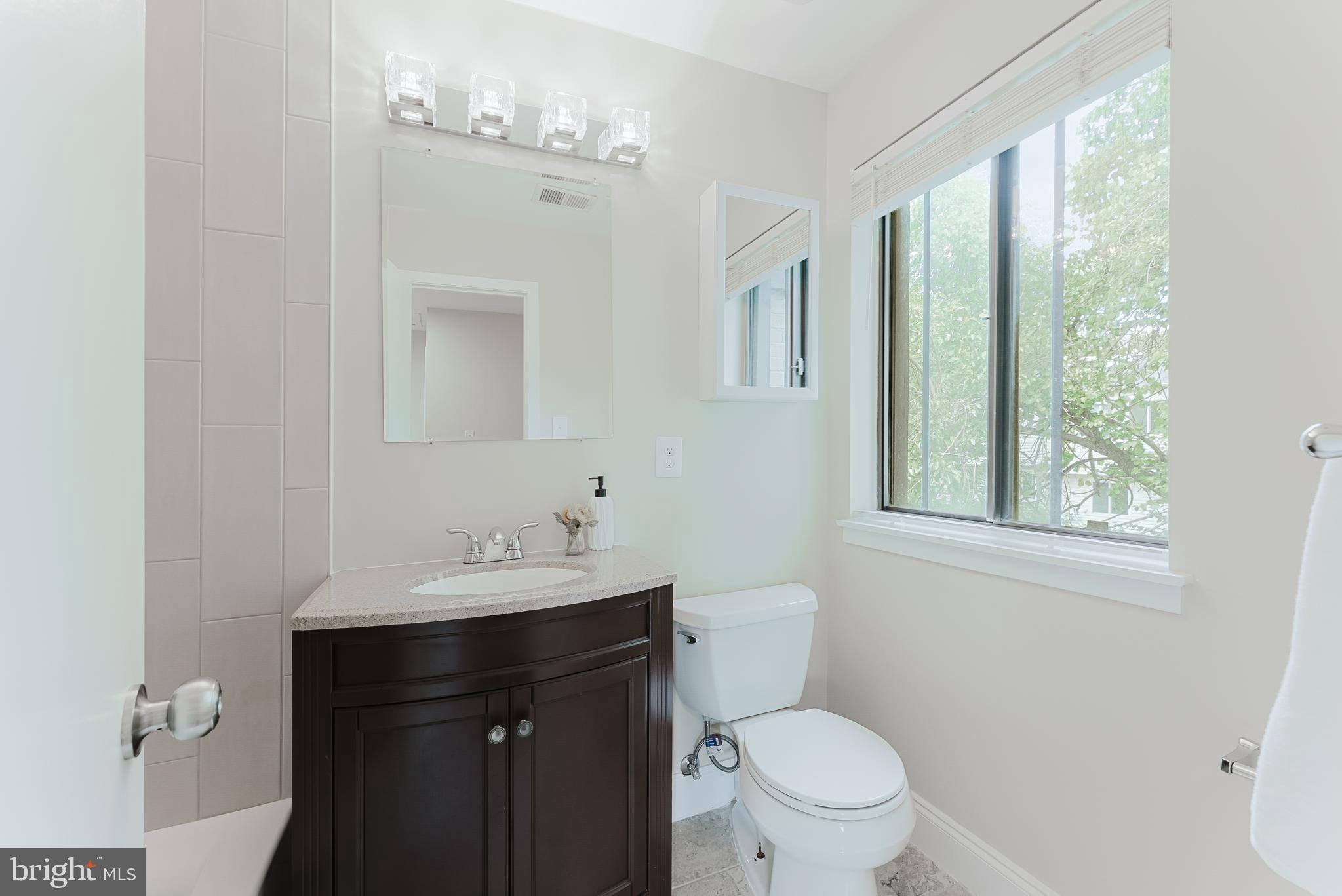 2840 Jermantown Road, Unit 45 Oakton, VA 22124 - Photo 26 of 44