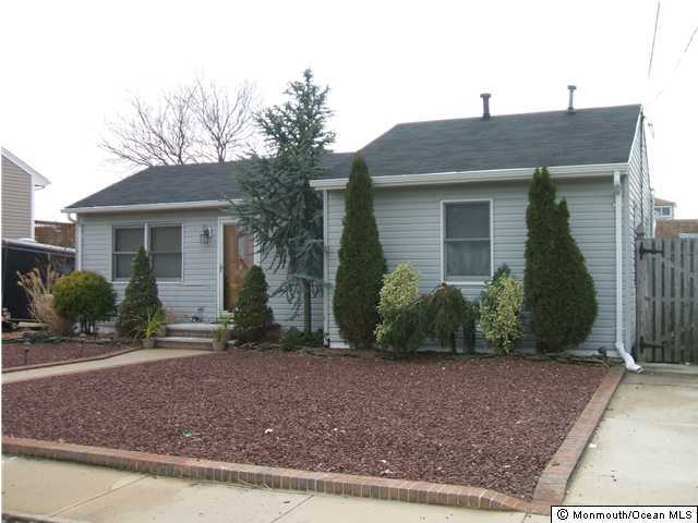25 Point Road Toms River, NJ 08753 - Photo 1 of 3 Primary Photo