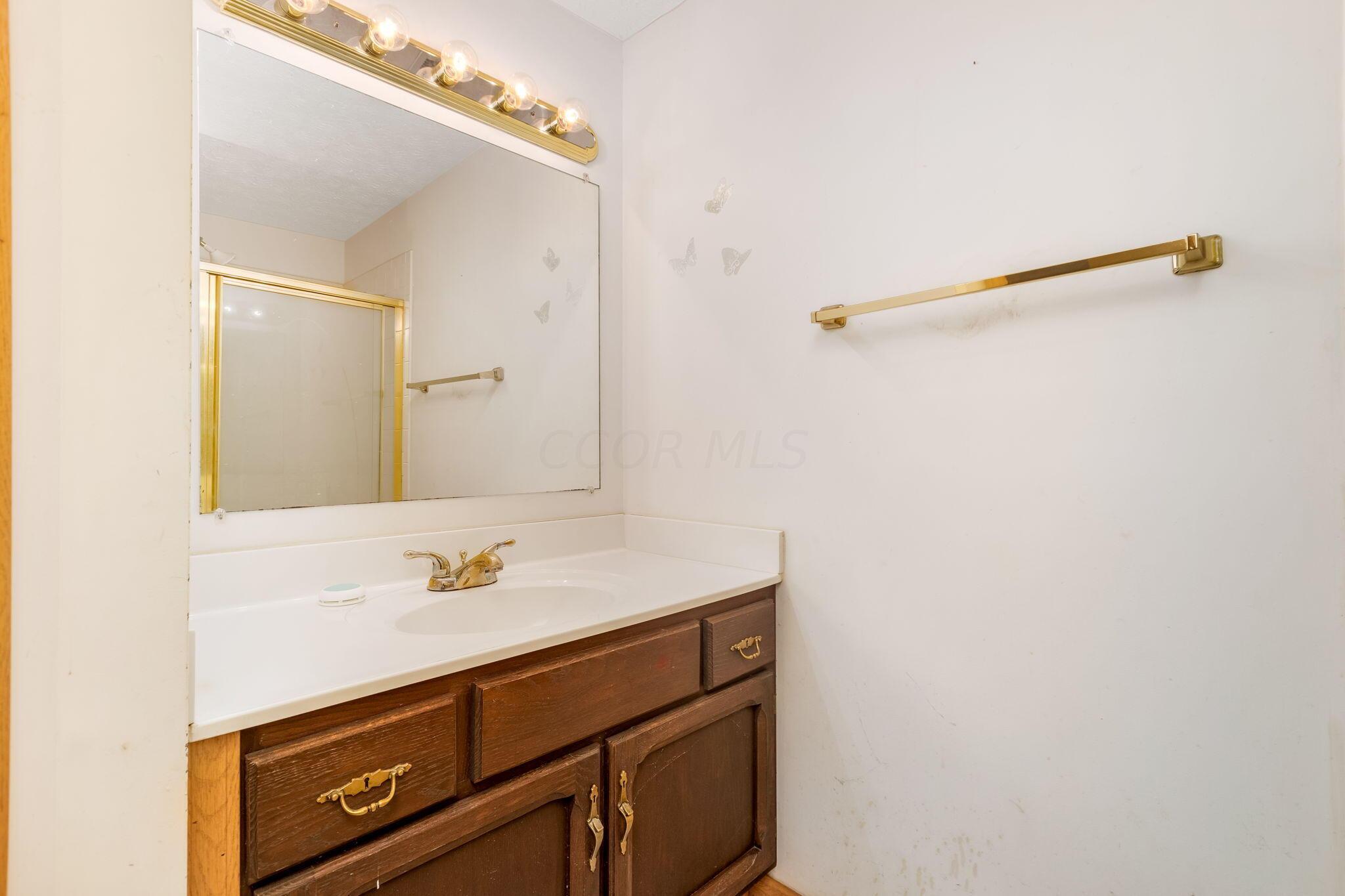 9126 Walnut Dowler Road Logan, OH 43138 - Photo 33 of 46 Full Bath