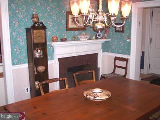 115 Roumfort Road, Unit 14 Philadelphia, PA 19119 - Photo 4 of 5 Gallery Image 4