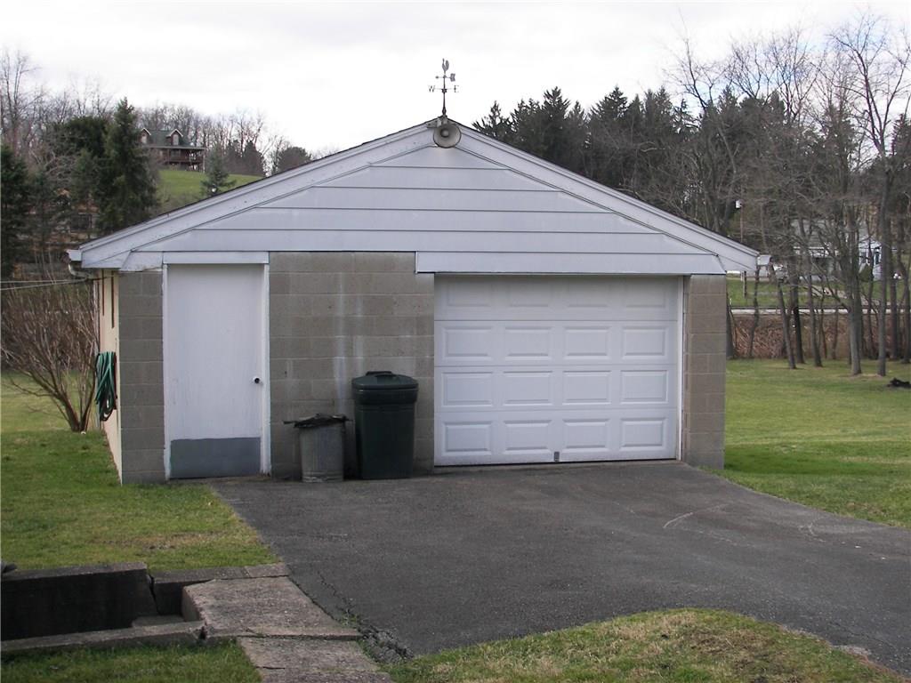 871 Evergreen Road Leechburg, PA 15656 - Photo 4 of 23 Gallery Image 4
