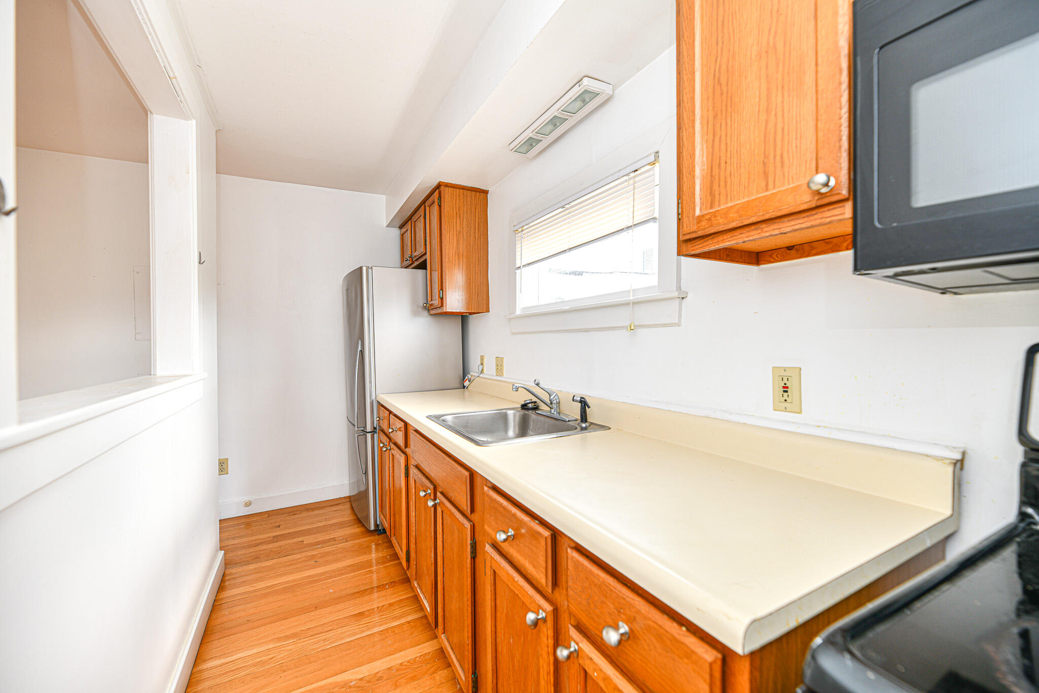 58 Portland Street, Unit 4 Portland, ME 04101 - Photo 3 of 24 RSN_1697