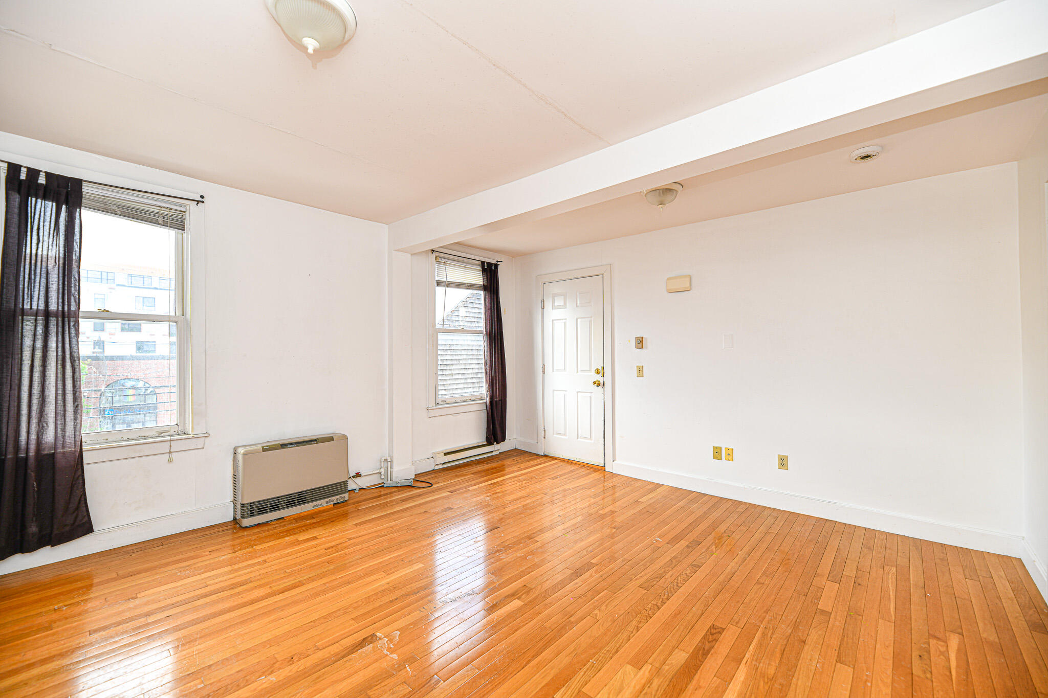 58 Portland Street, Unit 4 Portland, ME 04101 - Photo 5 of 24 RSN_1699