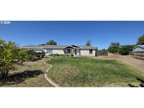 $325,000 | 165 Esther Place, Irrigon, OR 97844
