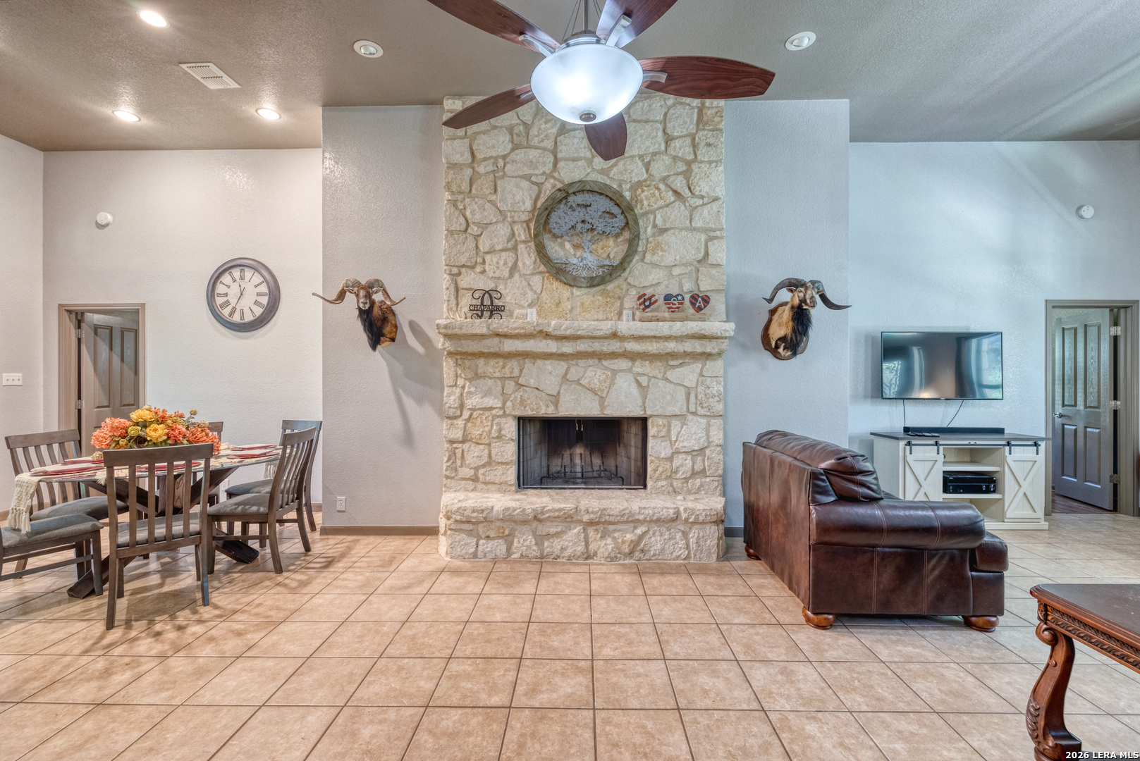 382 ARBOLES Court Concan, TX 78838 - Photo 21 of 64