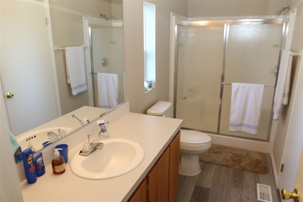 421 Bayview Road Newport, WA 99156 - Photo 13 of 18 Gallery Image 13