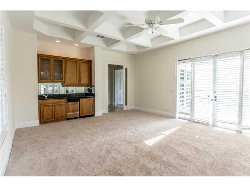 3207 Barton Road Pompano Beach, FL 33062 - Photo 14 of 16 Den/Family/Great Room