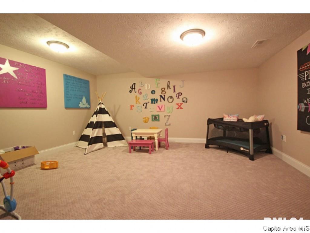 226 Buffett Drive Springfield, IL 62711 - Photo 25 of 27 Gallery Image 25