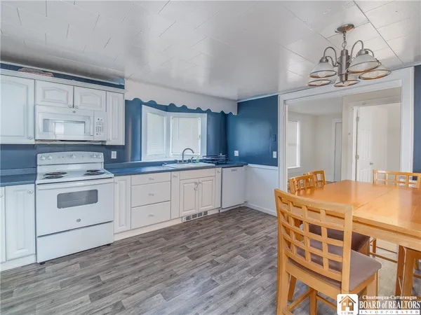 $219,950 | 27 Elm Street, Chautauqua, NY 14757