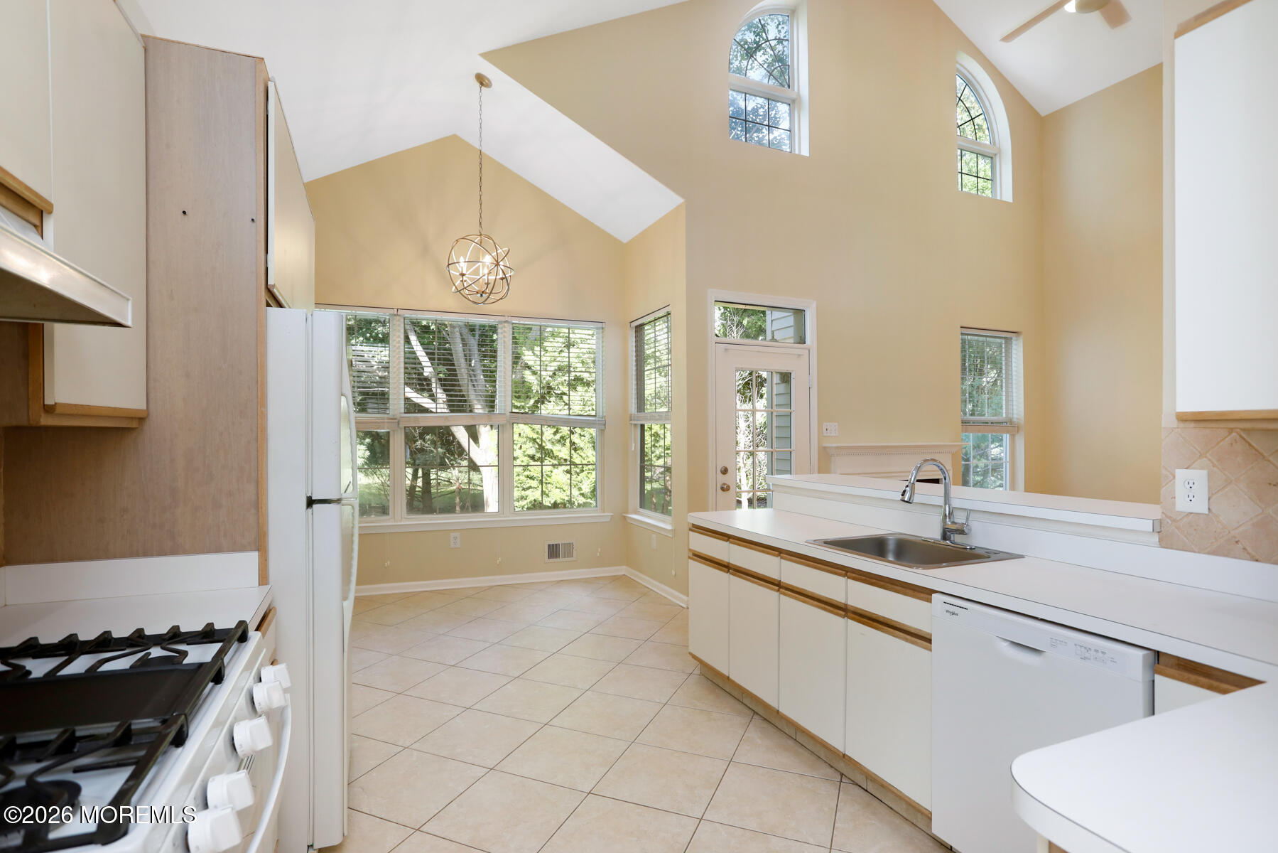 5 Exeter Pass Colts Neck, NJ 07722 - Photo 21 of 68 28
