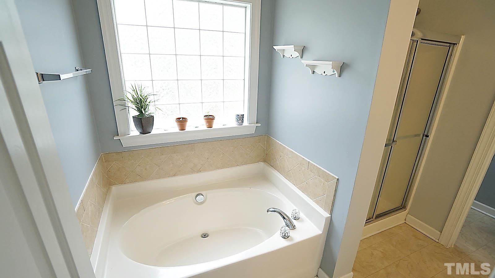 318 Jamison Drive Raleigh, NC 27610 - Photo 12 of 24 Gallery Image 12