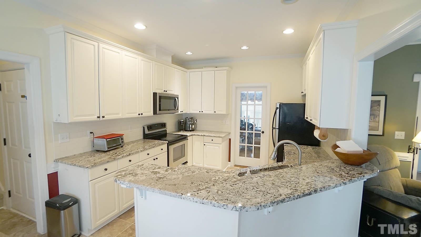318 Jamison Drive Raleigh, NC 27610 - Photo 5 of 24 Gallery Image 5