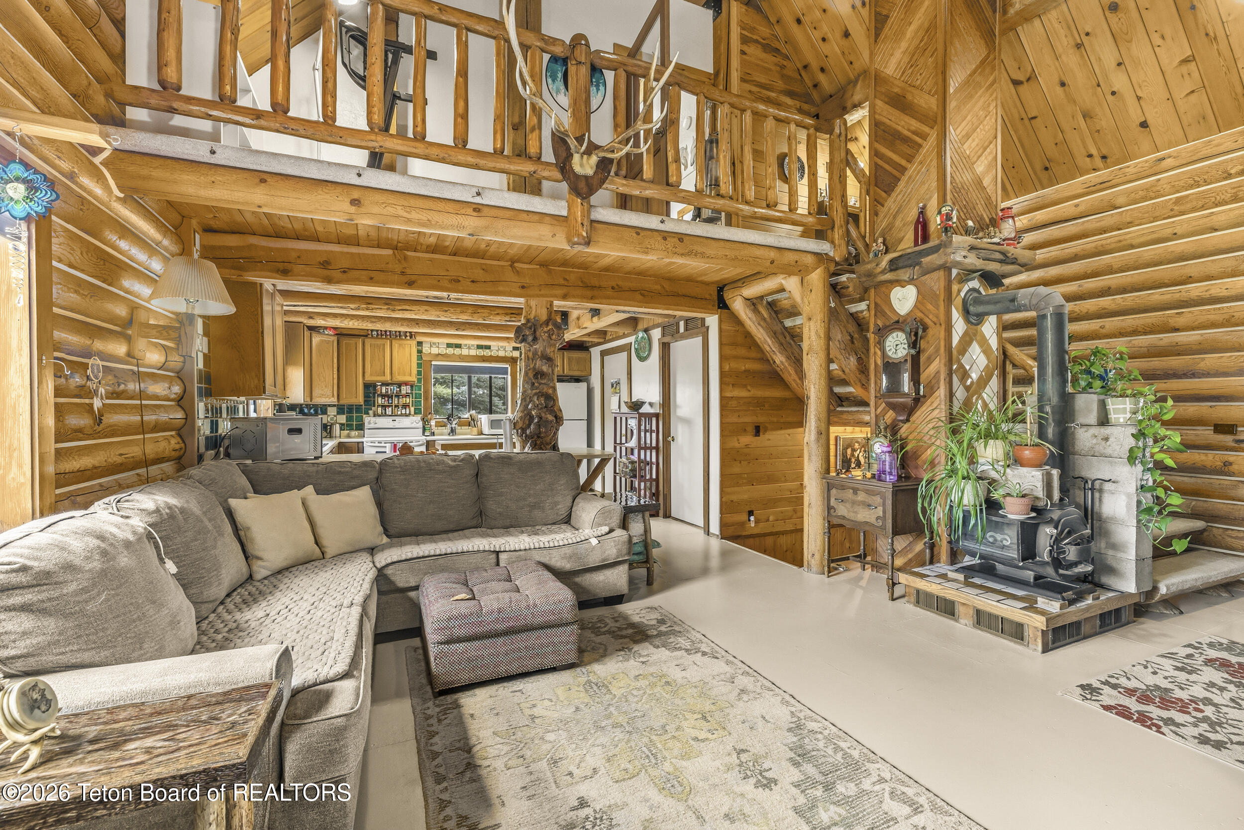 2315 South Stateline Road Driggs, ID 83422 - Photo 11 of 49 Living Room 4