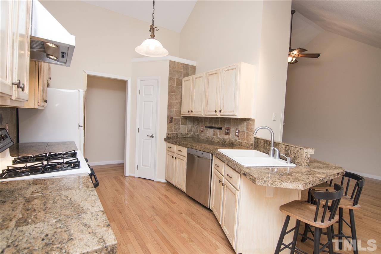 113 Forestchase Court Raleigh, NC 27603 - Photo 7 of 25 Gallery Image 7