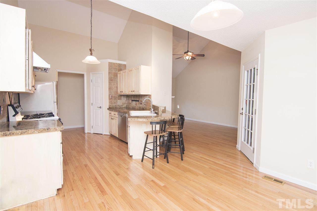 113 Forestchase Court Raleigh, NC 27603 - Photo 8 of 25 Gallery Image 8