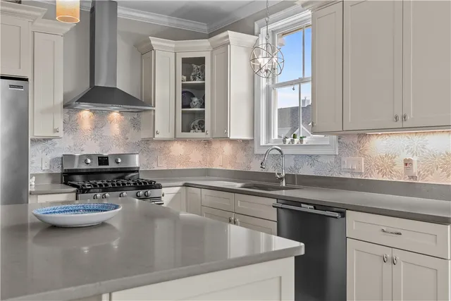 $849,000 | 50 Kettle Point Avenue, Unit 50, East Providence, RI 02914