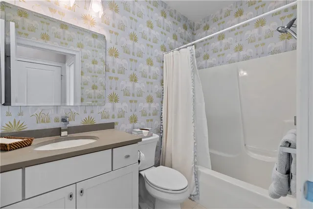 $849,000 | 50 Kettle Point Avenue, Unit 50, East Providence, RI 02914