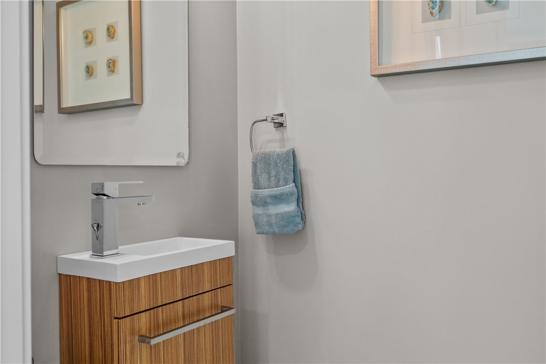 50 Kettle Point Avenue, Unit 50 East Providence, RI 02914 - Photo 9 of 43 Powder Room