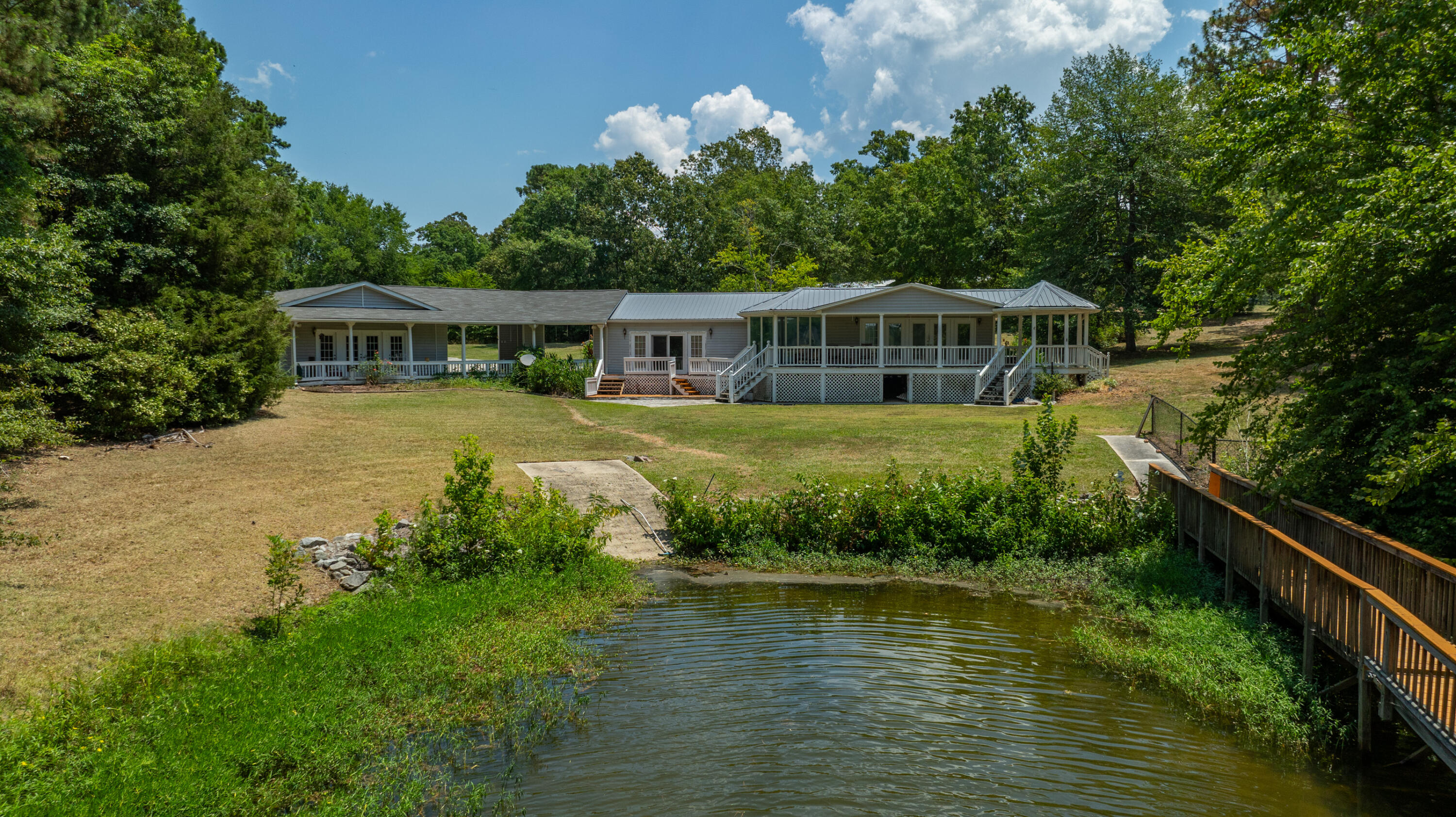 520 South Point Drive Gilbert, SC 29054 - Photo 31 of 118
