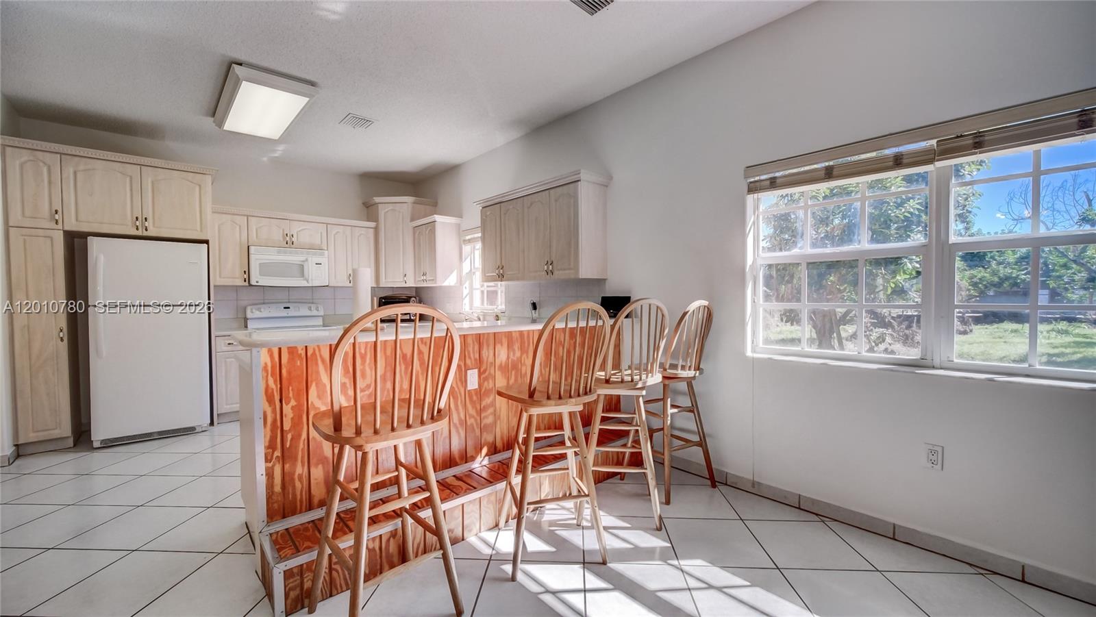 20400 Southwest 328th Street Homestead, FL 33030 - Photo 16 of 43