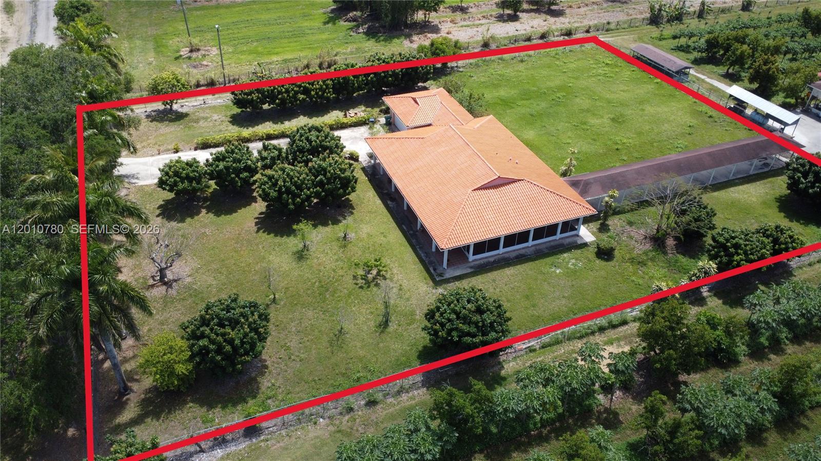 20400 Southwest 328th Street Homestead, FL 33030 - Photo 2 of 43