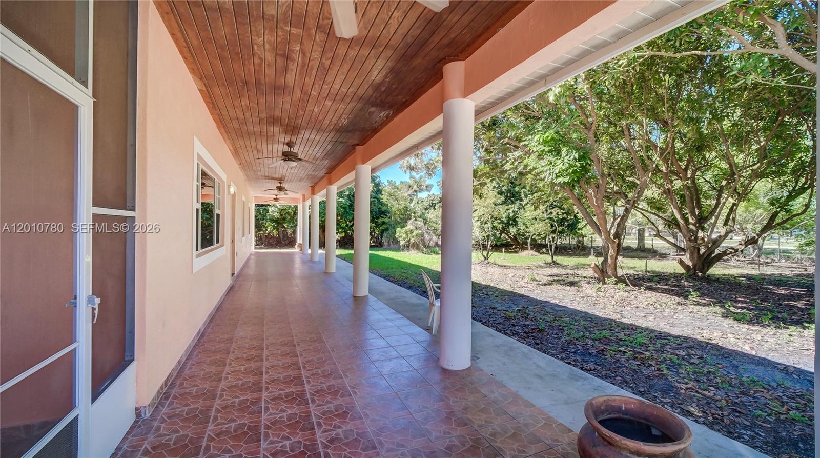 20400 Southwest 328th Street Homestead, FL 33030 - Photo 33 of 43