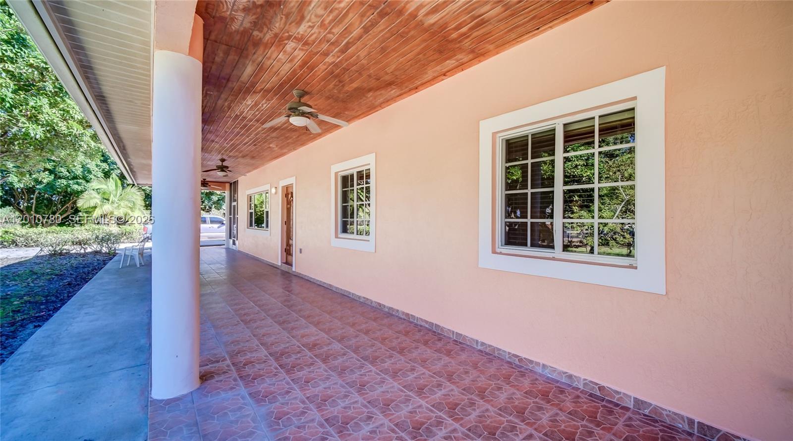 20400 Southwest 328th Street Homestead, FL 33030 - Photo 34 of 43