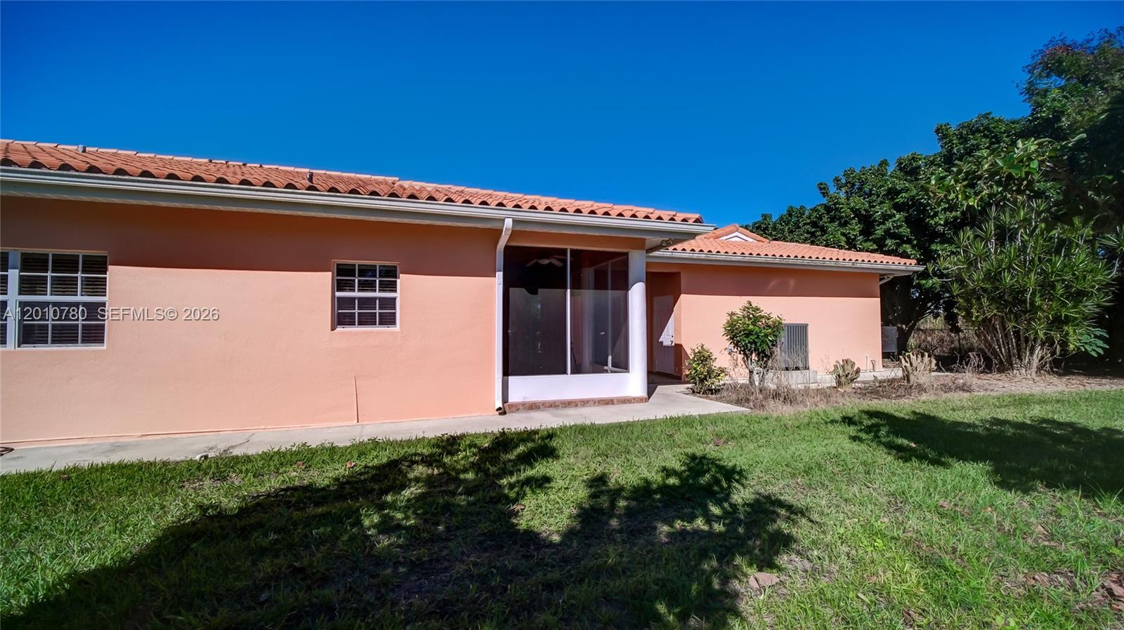20400 Southwest 328th Street Homestead, FL 33030 - Photo 36 of 43