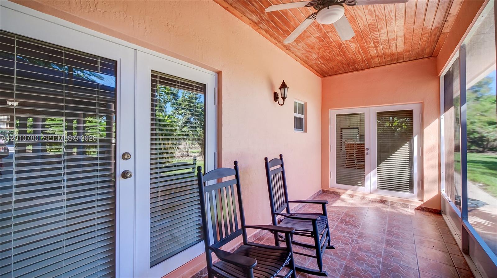 20400 Southwest 328th Street Homestead, FL 33030 - Photo 6 of 43 Screened back Patio