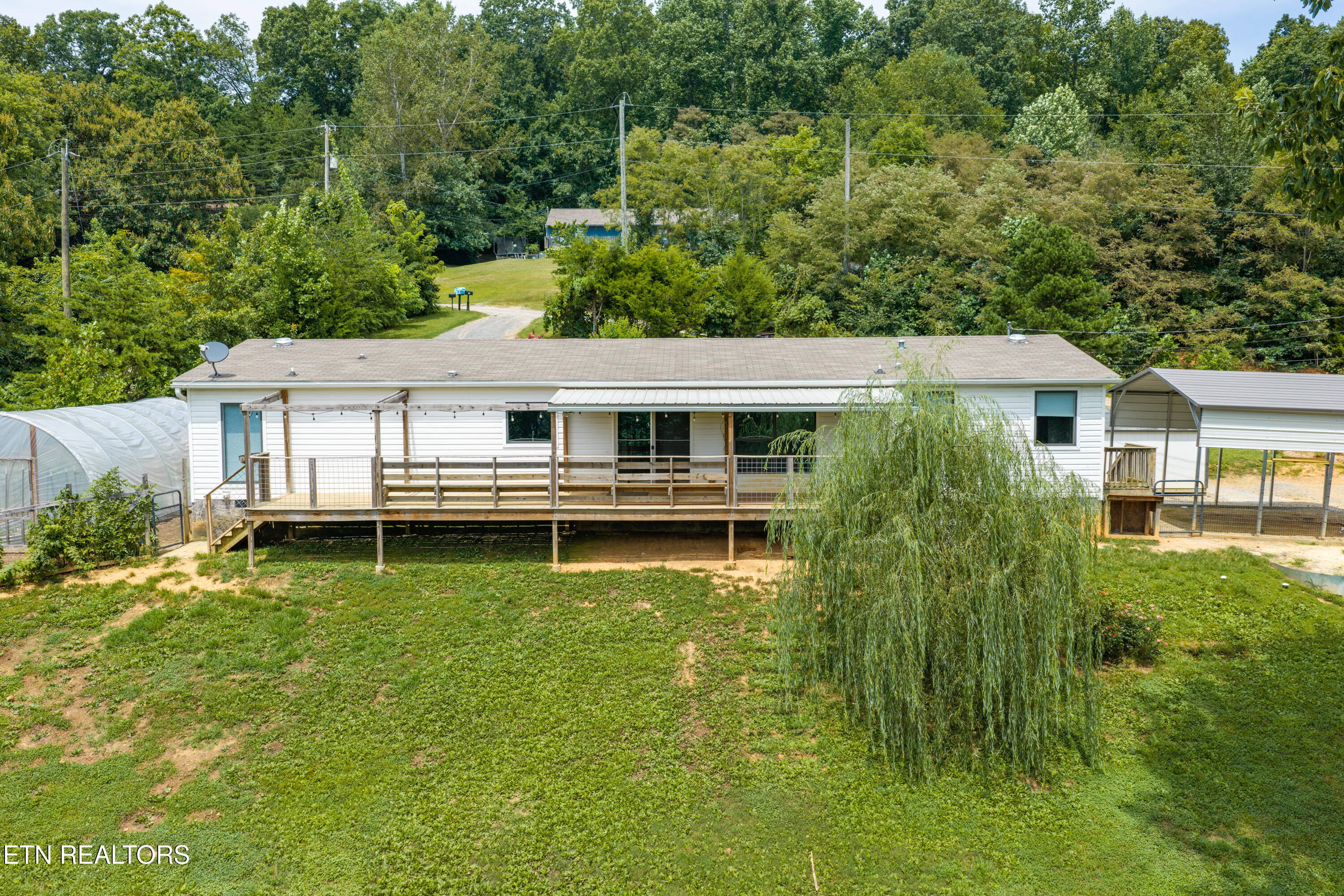 126 Gregory Lane Maynardville, TN 37807 - Photo 33 of 42 32