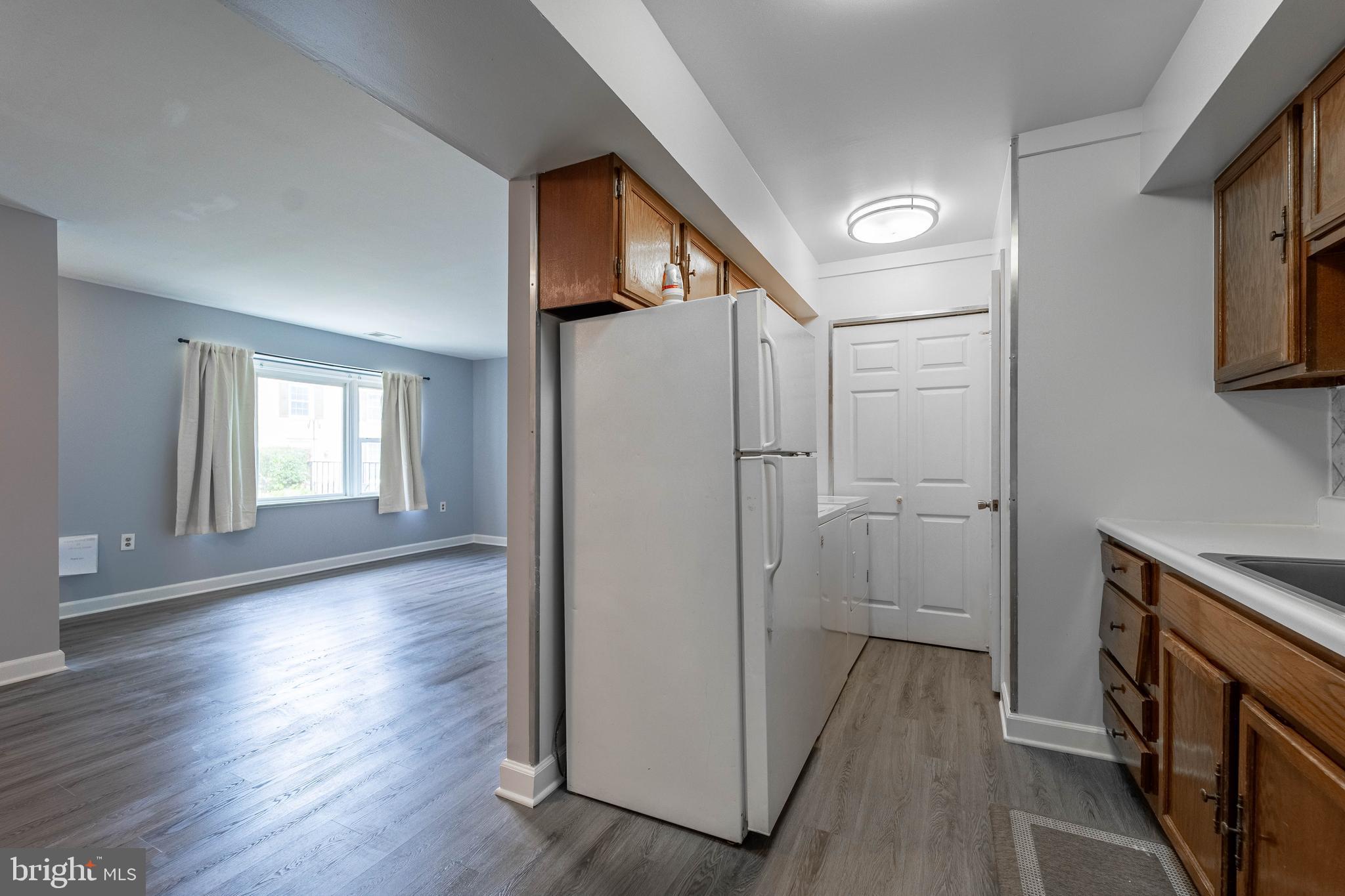 9015 North Laurel Road, Unit I Laurel, MD 20723 - Photo 6 of 22 Kitchen