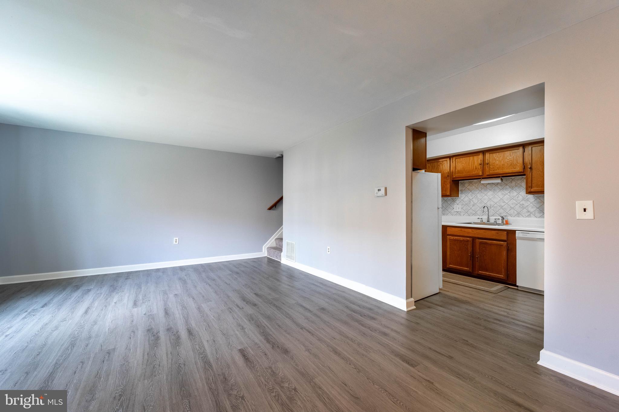 9015 North Laurel Road, Unit I Laurel, MD 20723 - Photo 8 of 22 Dining room/Living room combo