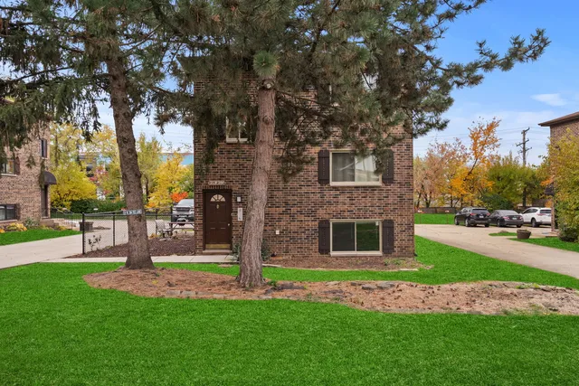 $1,750 | 21W284 Tee Lane, Unit C, Itasca, IL 60143