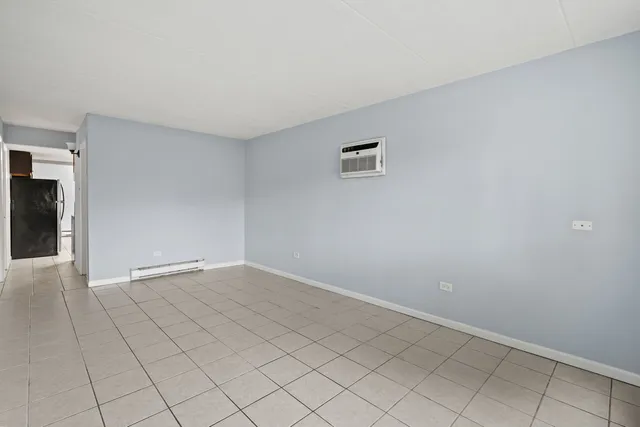 $1,750 | 21W284 Tee Lane, Unit C, Itasca, IL 60143