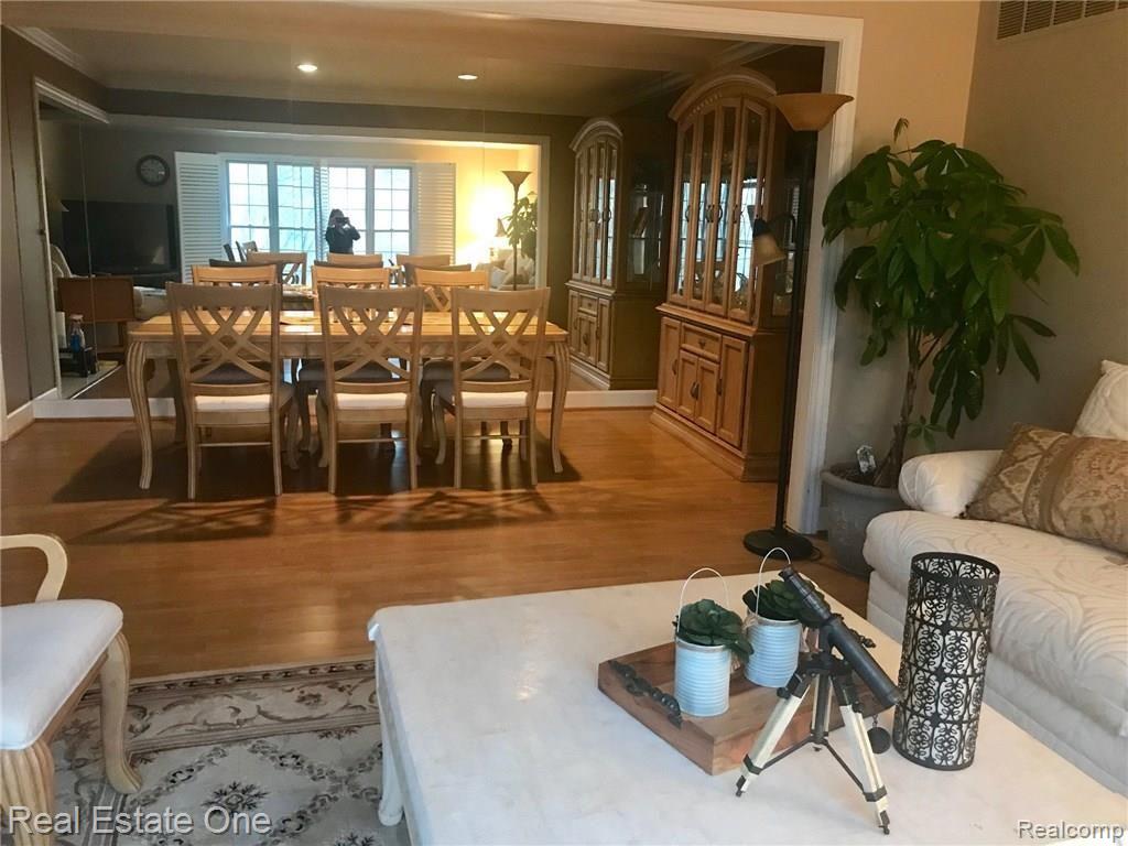 1849 Ludgate Lane Rochester Hills, MI 48309 - Photo 17 of 61