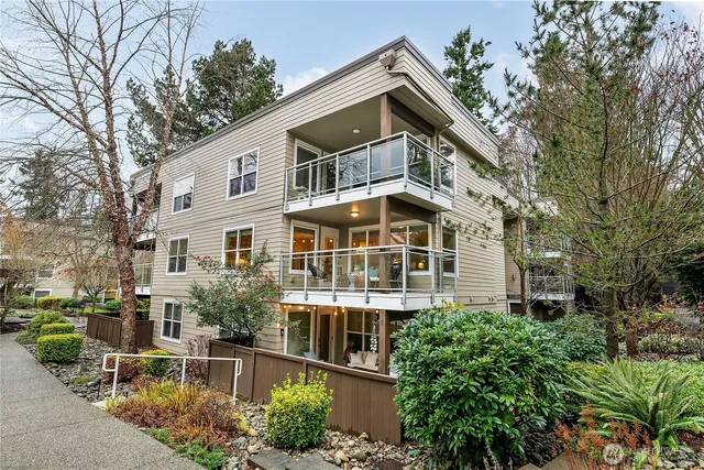 $490,000 | 23015 Edmonds Way, Unit A214, Edmonds, WA 98020