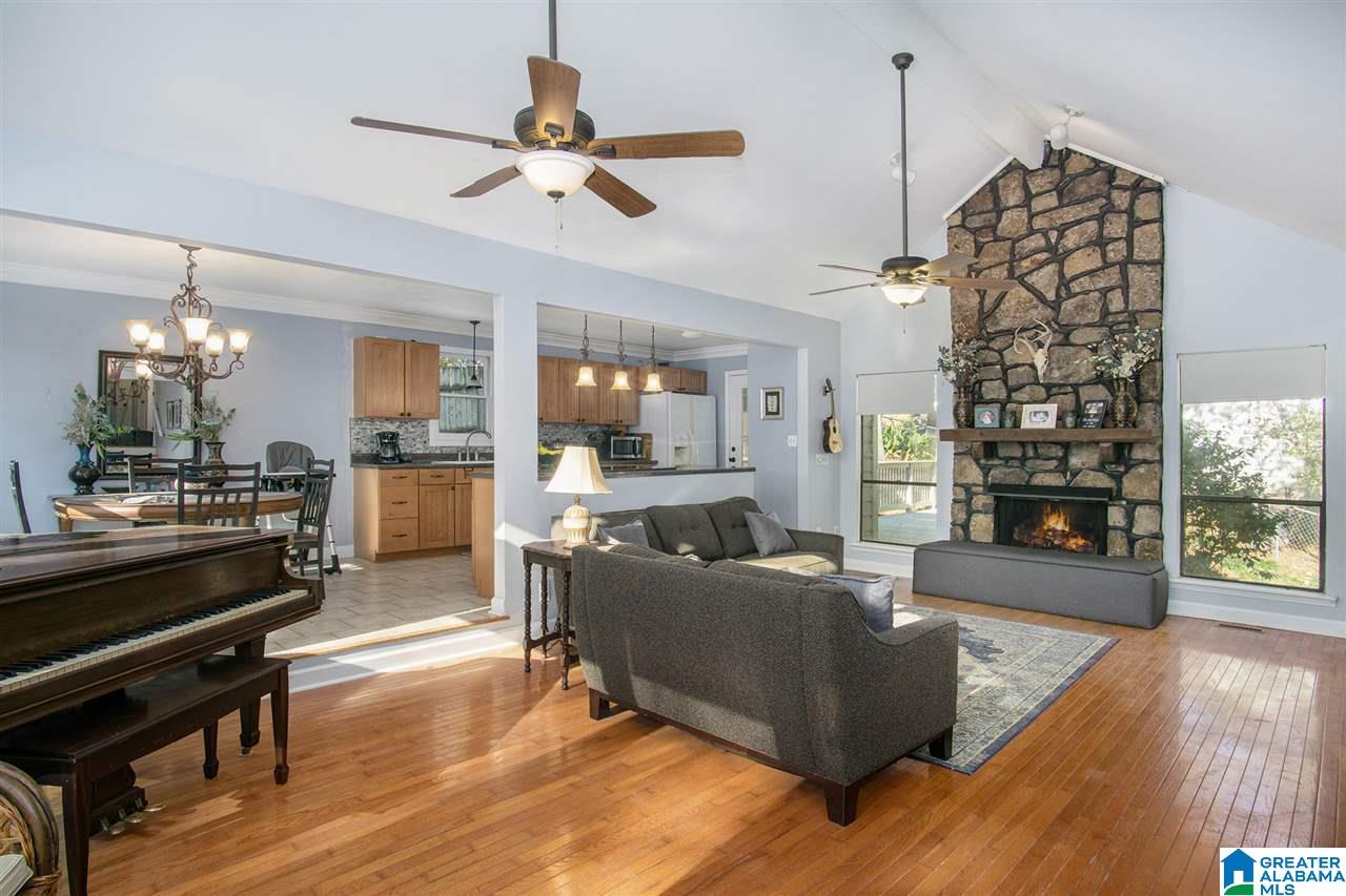 2366 Wine Ridge Drive Birmingham, AL 35244 - Photo 2 of 37
