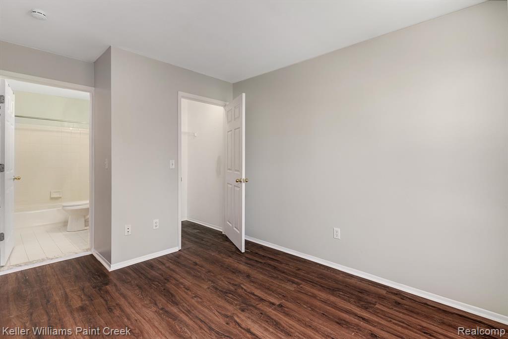 22040 Cape Cod Way Farmington Hills, MI 48336 - Photo 22 of 37