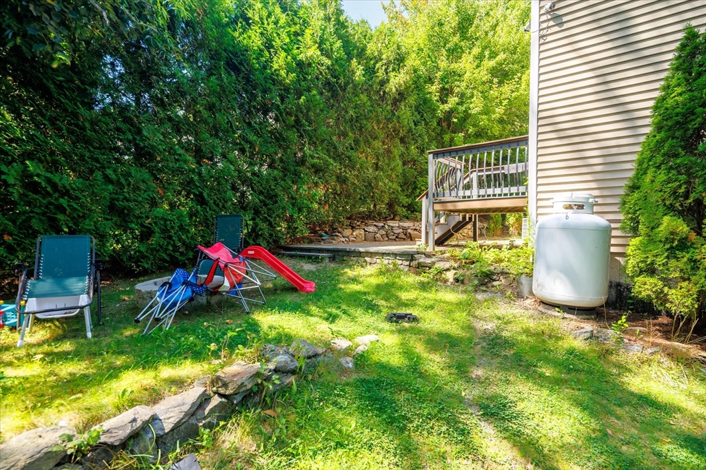 9 Ansonia Road, Unit A Worcester, MA 01605 - Photo 4 of 27 Gallery Image 4