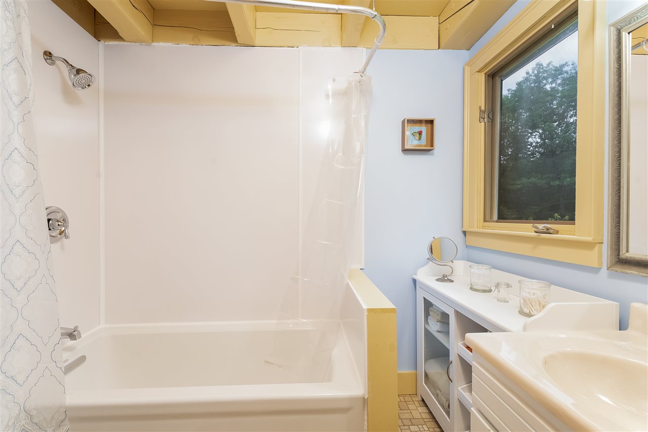 1088 Corn Hill Road Webster, NH 03303 - Photo 22 of 34