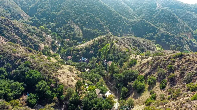 $725,000 | 1450 Country Club Drive, Burbank, CA 91501